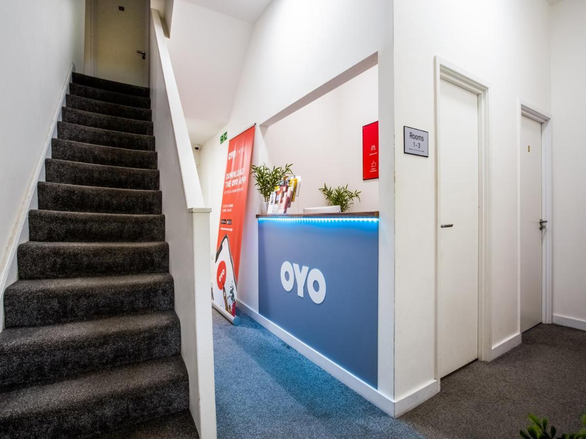 Oyo Mystay Inn Лондон Екстериор снимка